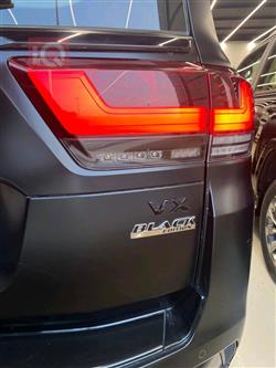 تۆیۆتا لاند کروزەر